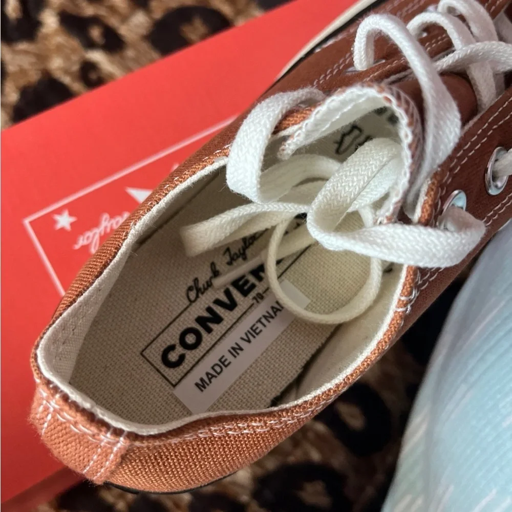 COPY - Converse brown brand new ! - Picture 4 of 6